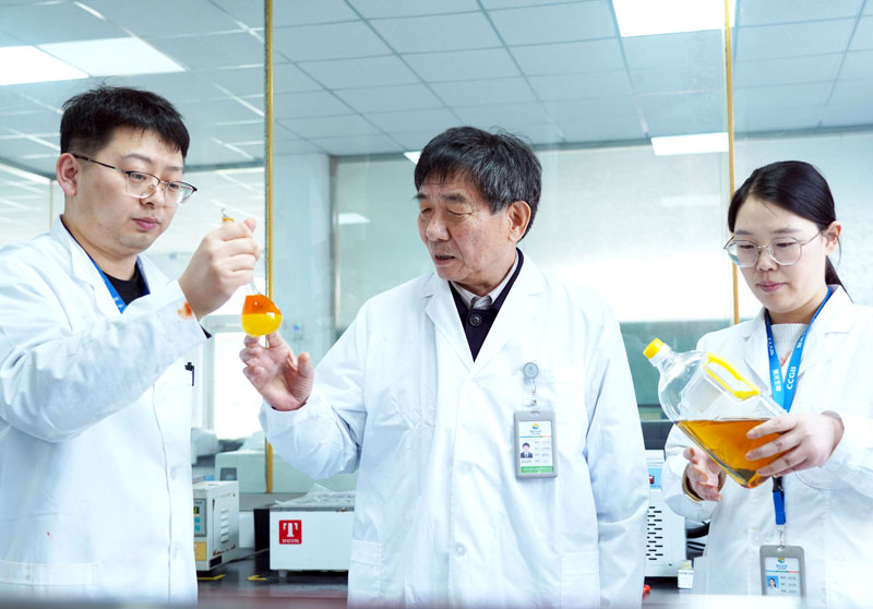 【河北日报】小县城引才留才难题怎么解？全国人大代表卢庆国以实践作答：一次调研催生“人才三策”